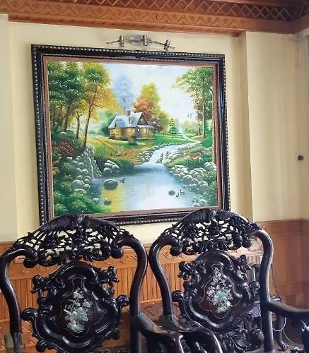 Phuc Ngan Hotel *